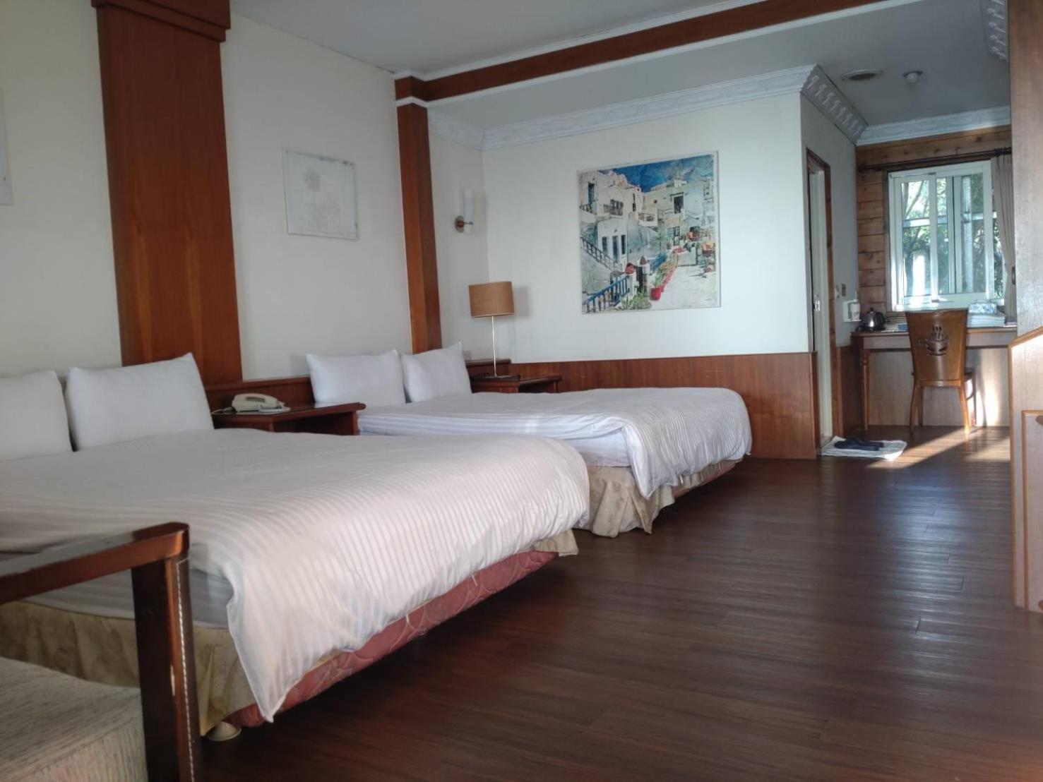 Appartamento Victoria Peak Garden Suburb Ren'ai Esterno foto